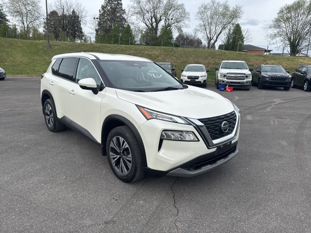 Used 2021 Nissan Rogue SV AWD/4WD image 2