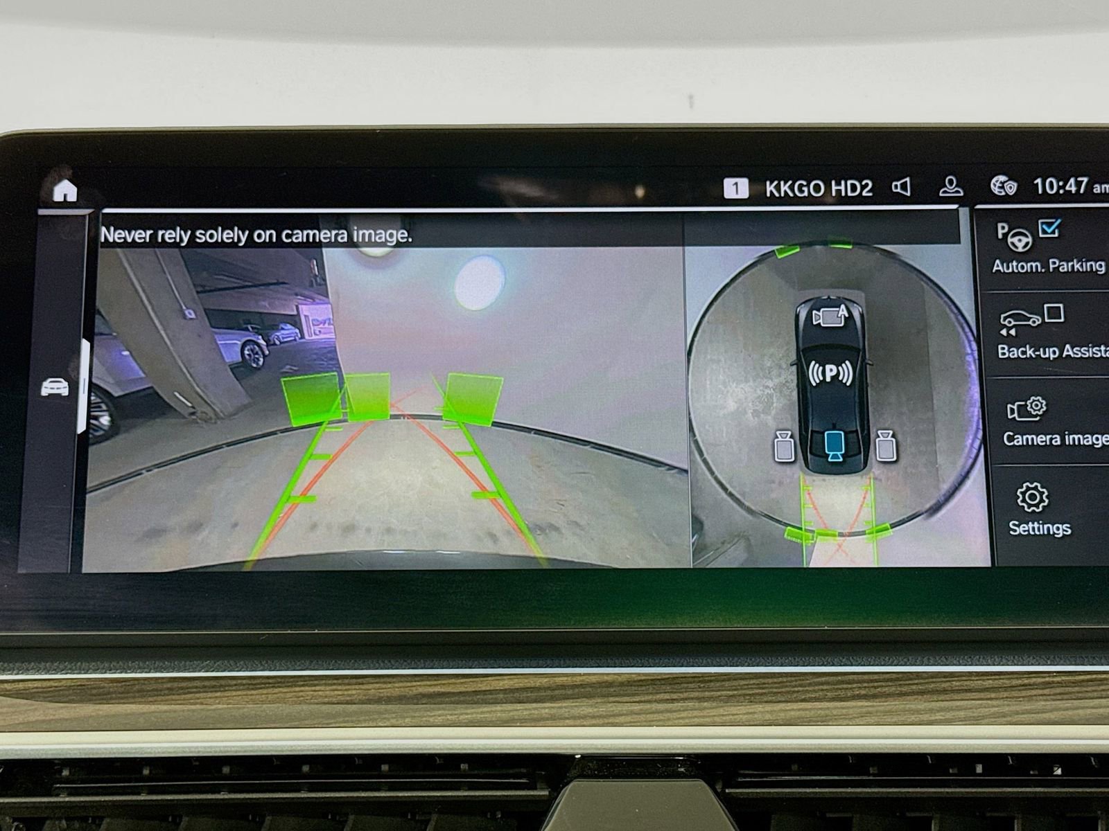 Used 2021 BMW 530e w/ Parking Assistance Package image 14