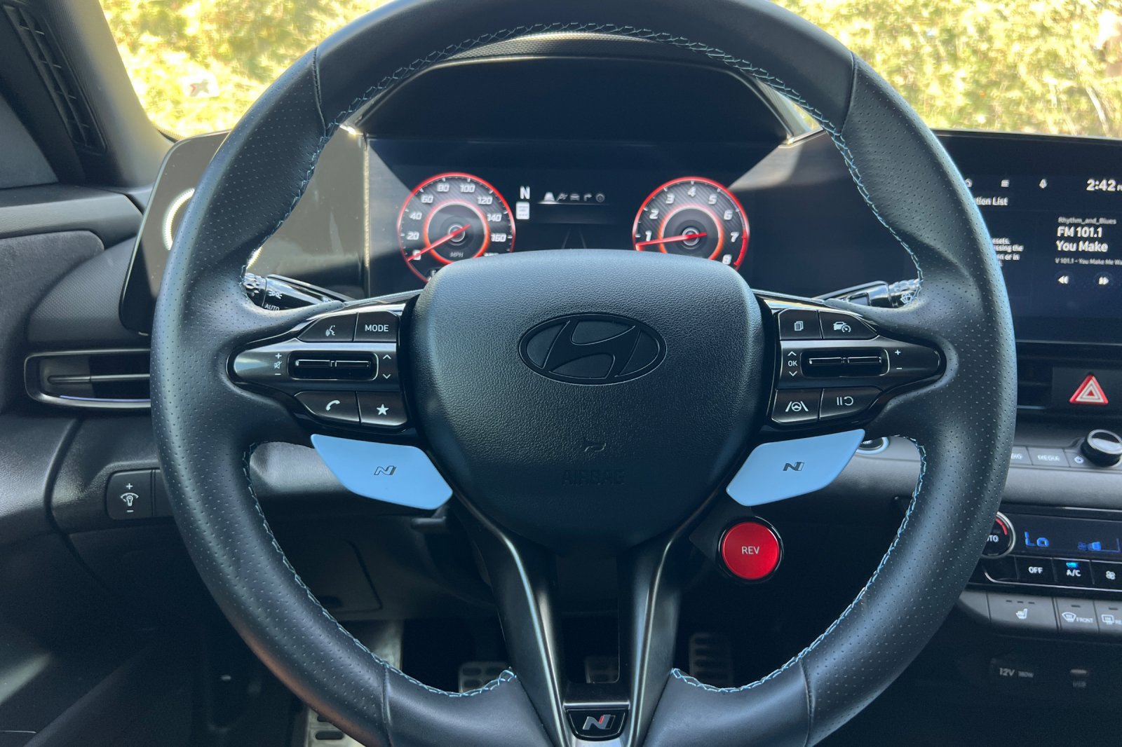 Used 2025 Hyundai Elantra N FWD image 23