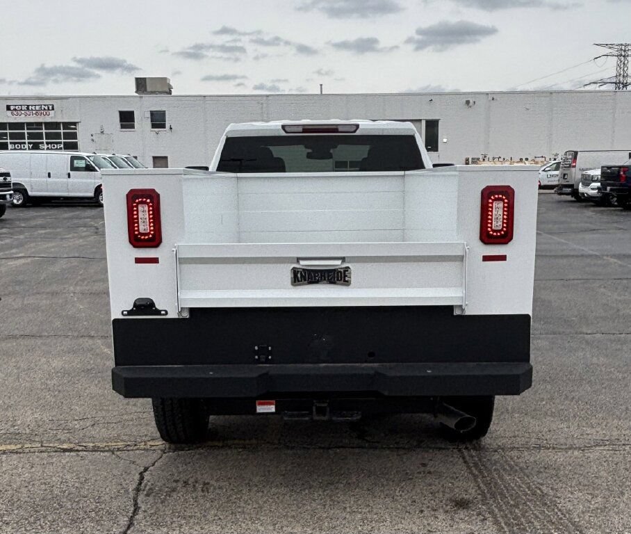 Used 2024 Chevrolet Silverado 2500 W/T w/ WT Convenience Package RWD image 4