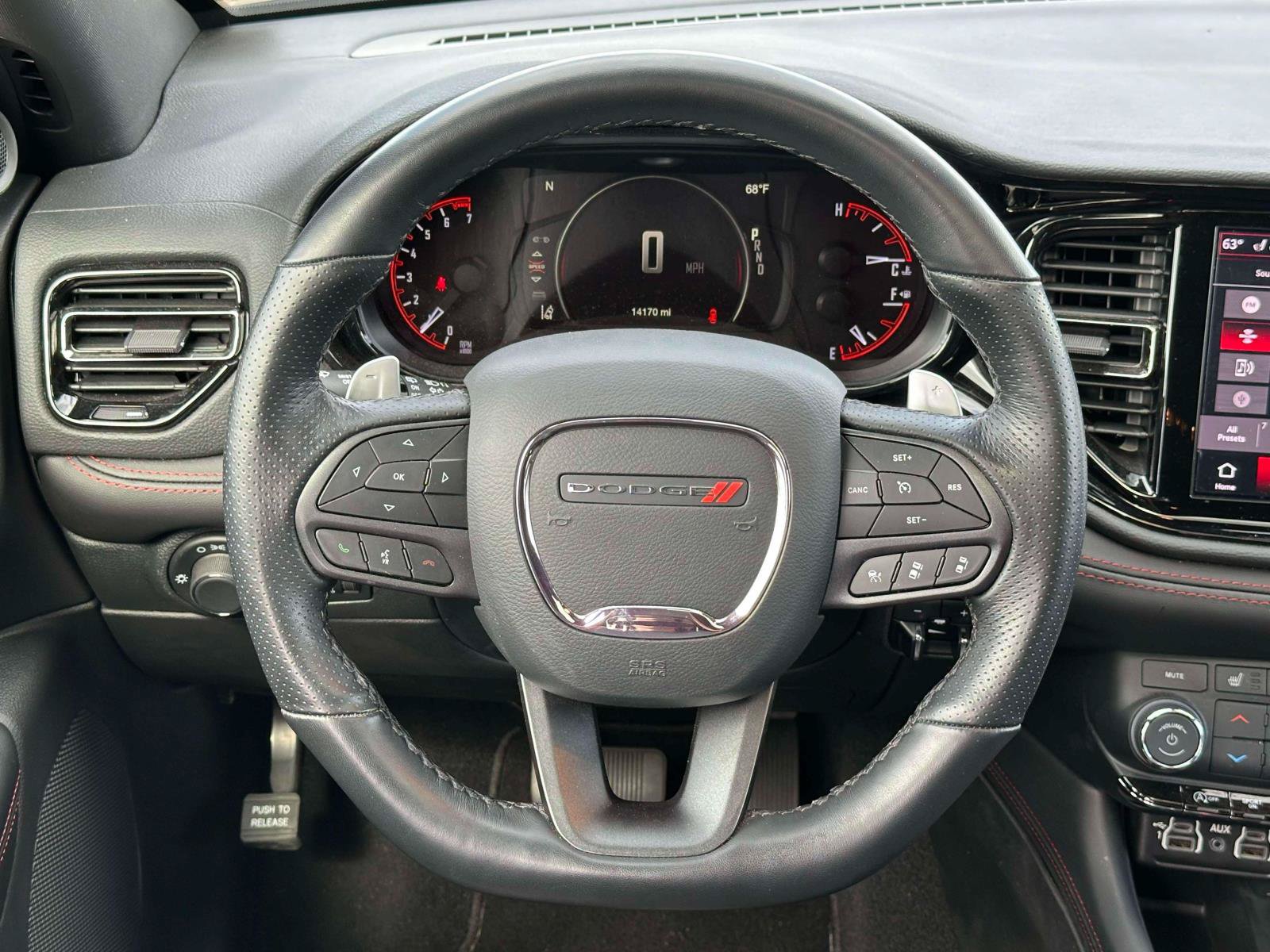 Used 2025 Dodge Durango GT AWD/4WD image 12