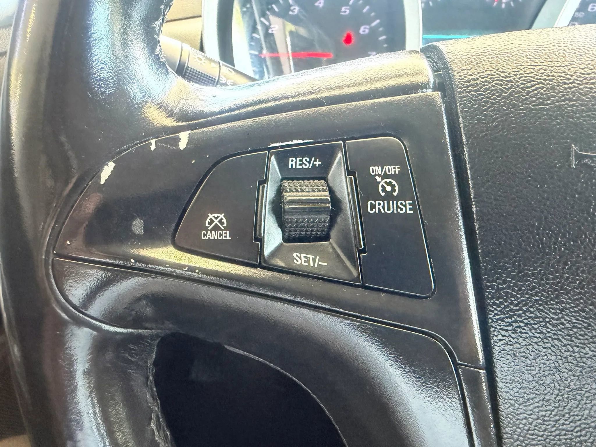 Used 2013 Chevrolet Equinox LT FWD image 12