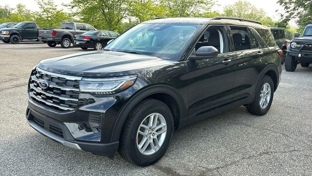 New 2026 Ford Explorer Active AWD/4WD image 2