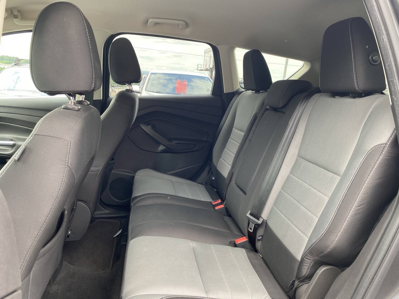 Used 2016 Ford Escape SE AWD/4WD image 15
