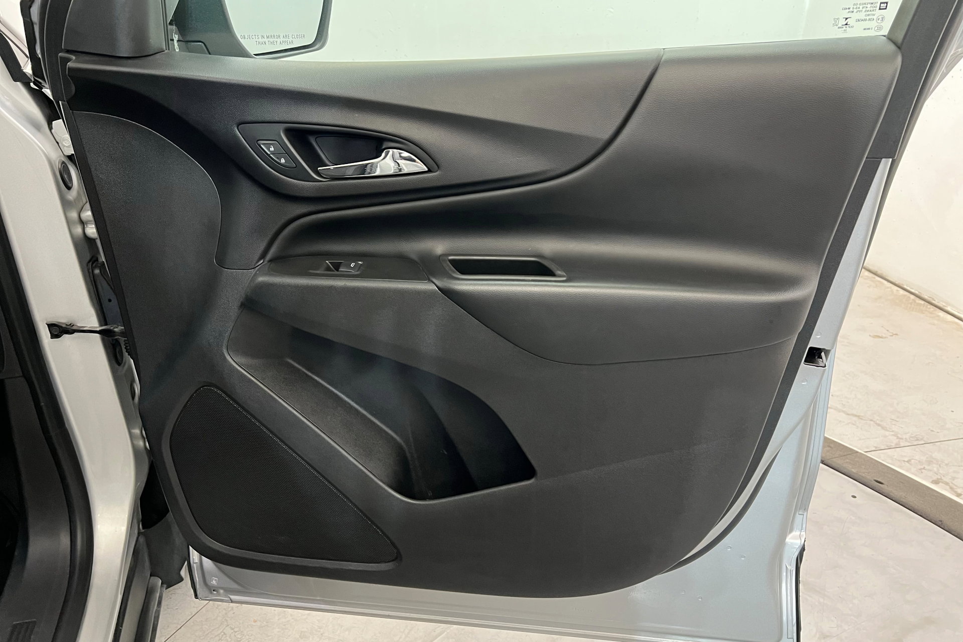 Used 2021 Chevrolet Equinox LT image 16