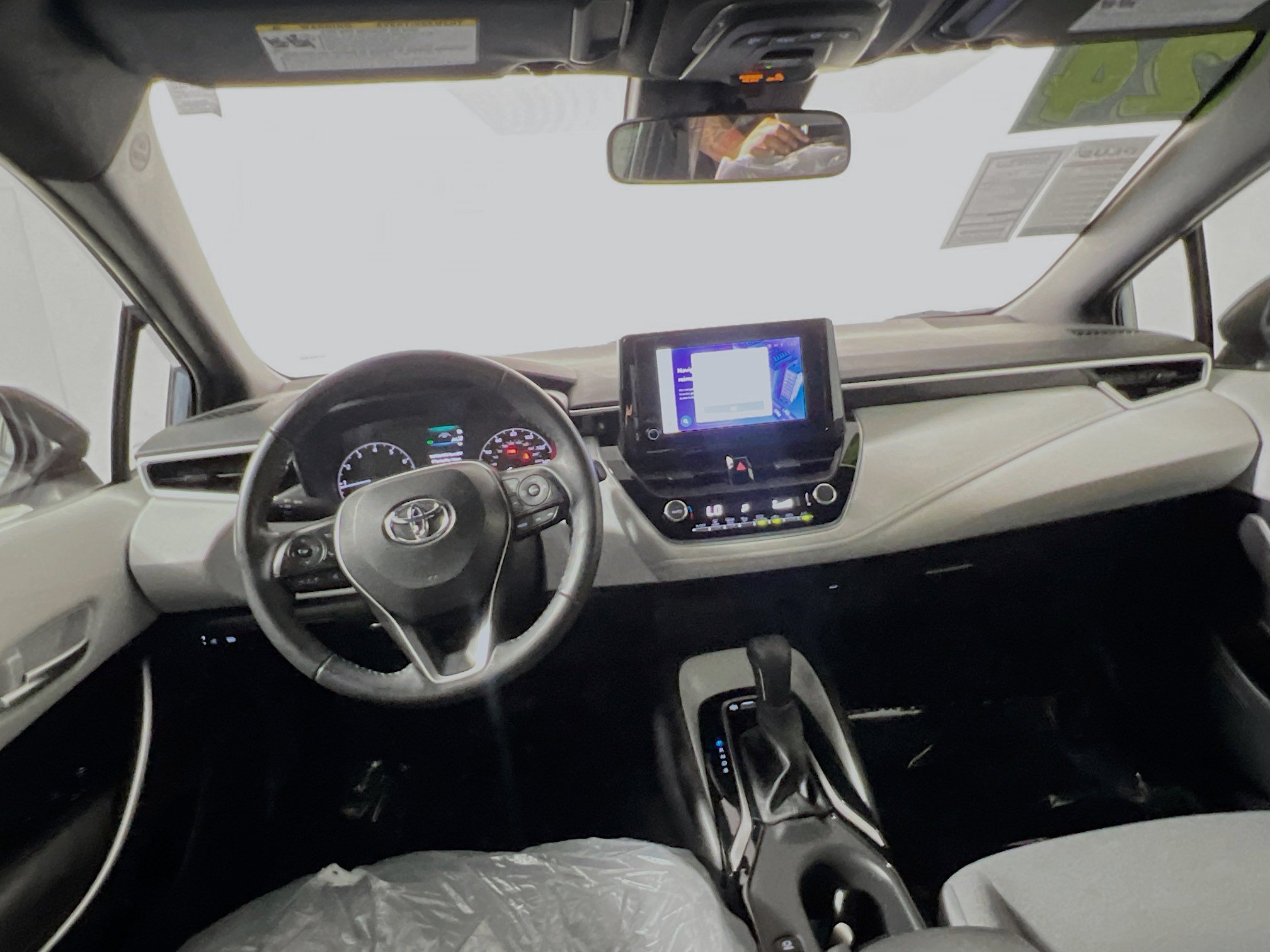 Used 2024 Toyota Corolla SE FWD image 30