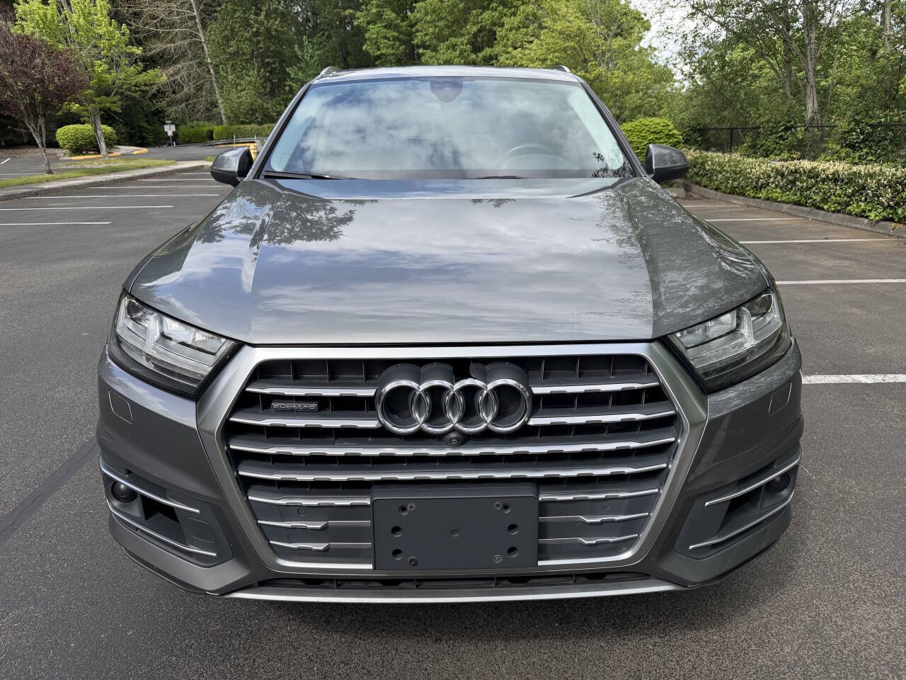 Used 2017 Audi Q7 3.0T Premium Plus w/ Premium Plus Package AWD/4WD image 2
