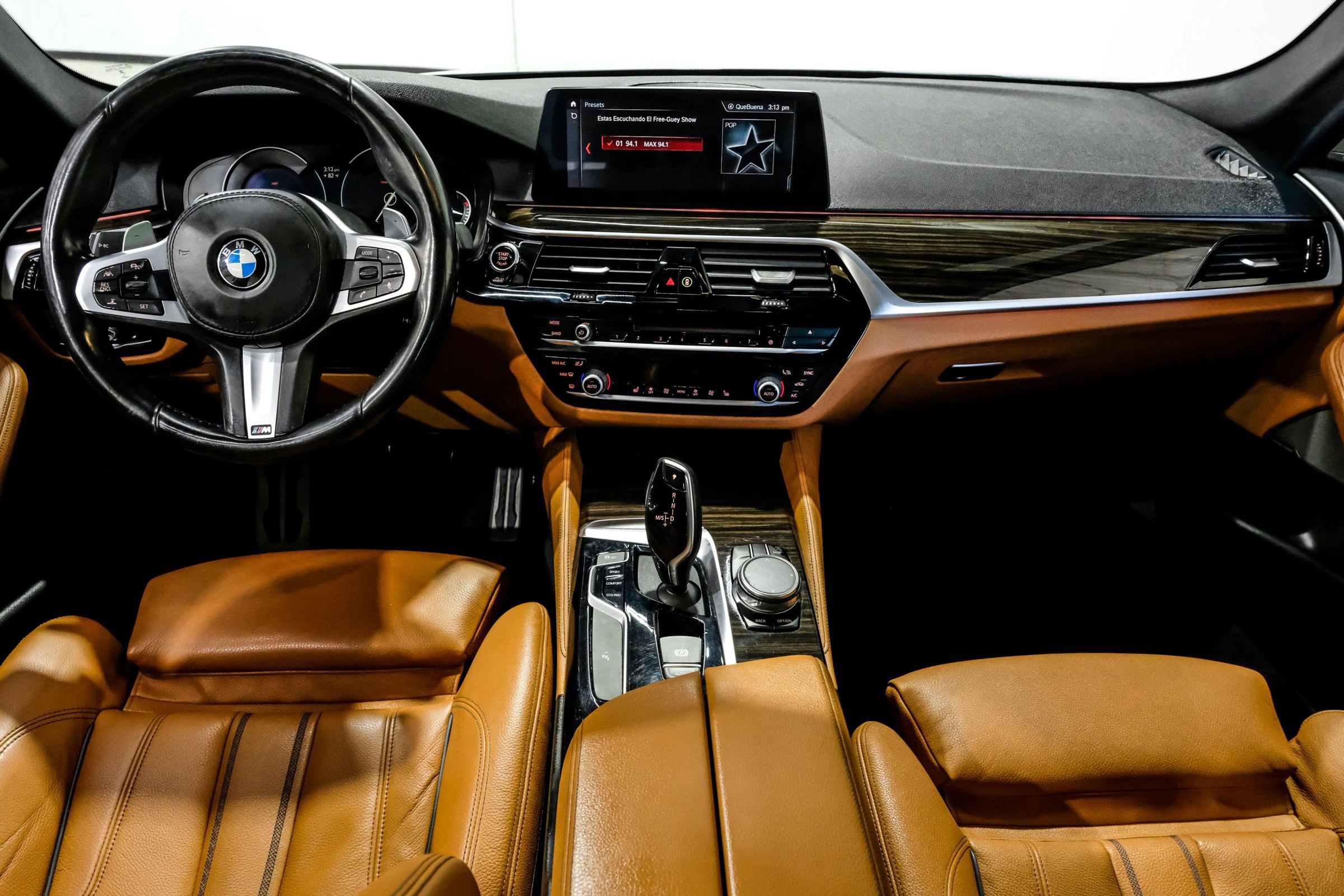 Used 2019 BMW 540i w/ M Sport Package RWD image 24