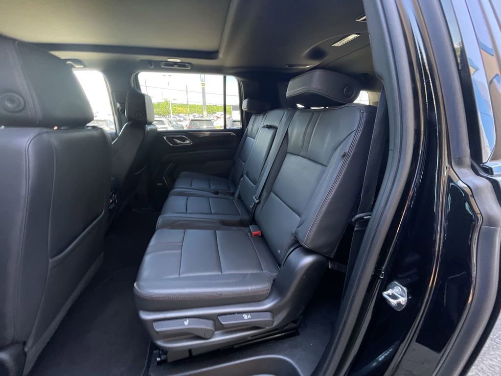 Certified 2023 Chevrolet Suburban RST AWD/4WD image 25