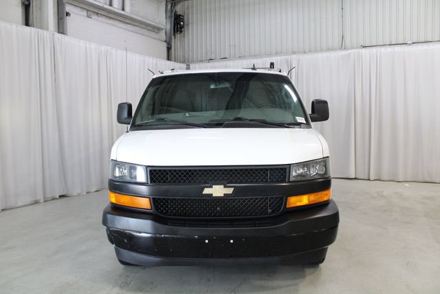 Used 2022 Chevrolet Express 2500 w/ Driver Convenience Package RWD image 38