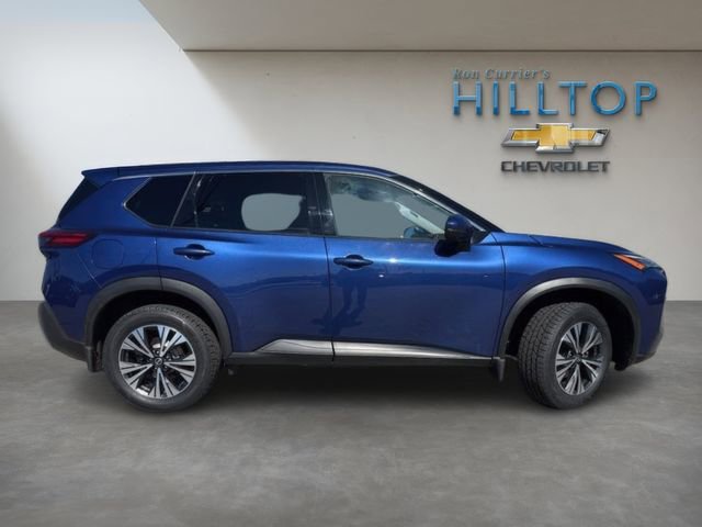 Used 2021 Nissan Rogue SV image 4