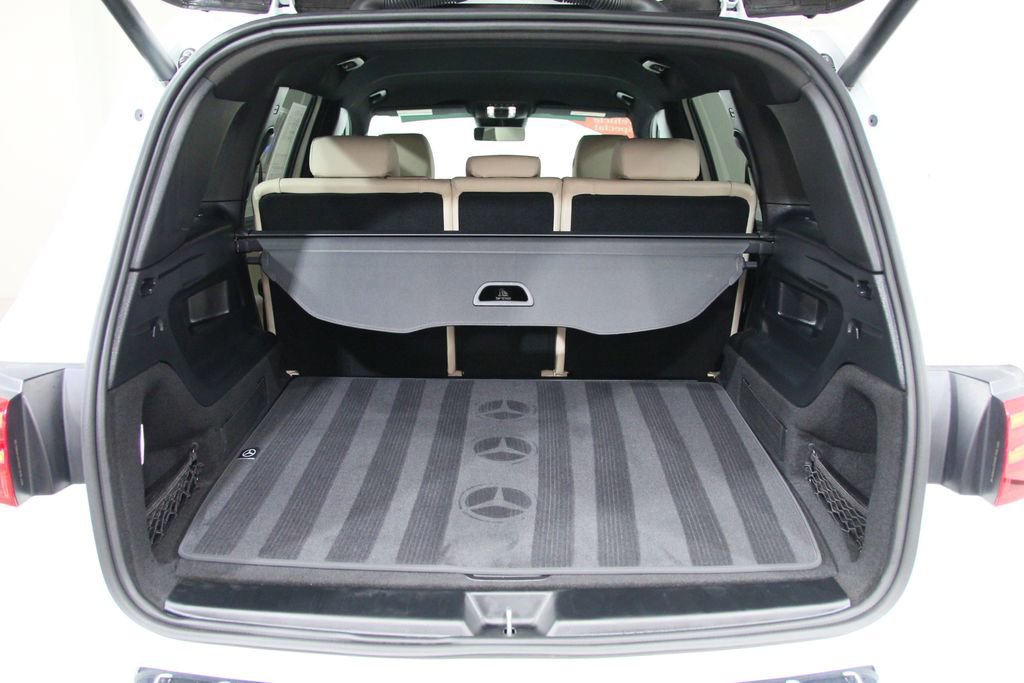 Certified 2025 Mercedes-Benz GLB 250 4MATIC image 27