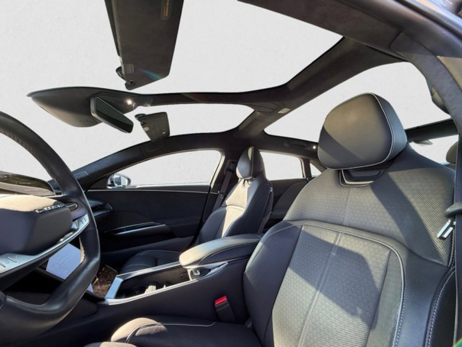 Used 2023 Lucid Air Grand Touring AWD/4WD image 12