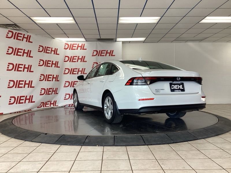 Used 2023 Honda Accord LX image 5