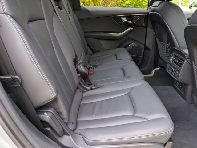 Used 2025 Audi Q7 3.0T Premium Plus image 28