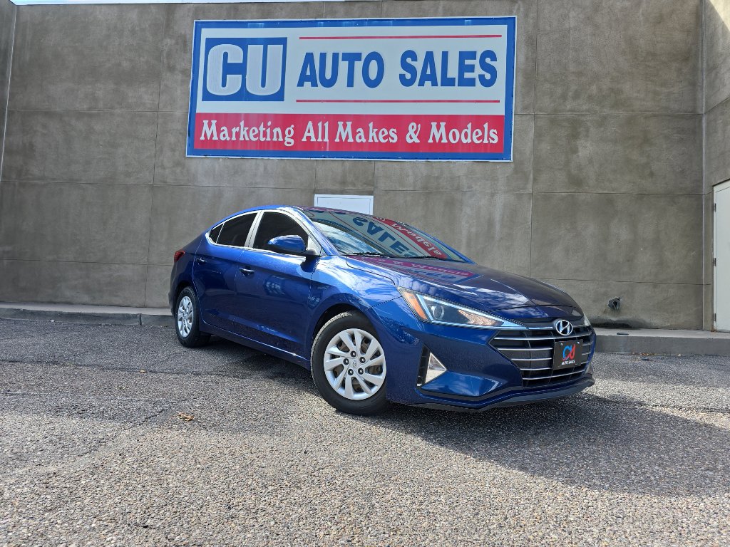 Used 2019 Hyundai Elantra SE image 1