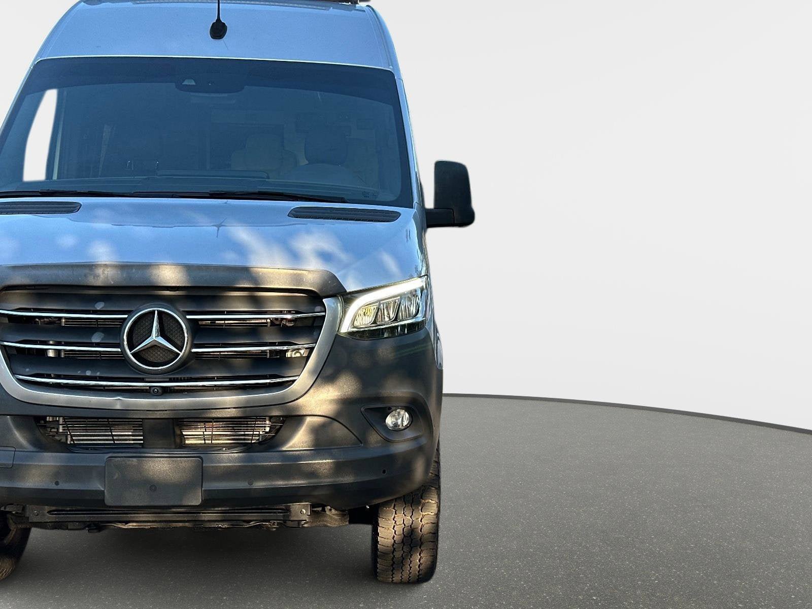 Used 2020 Mercedes-Benz Sprinter 2500 image 9