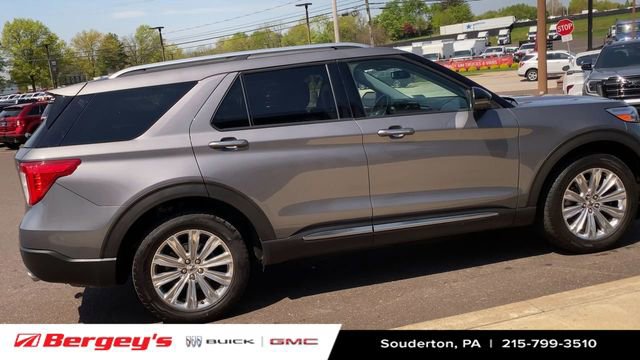 Used 2021 Ford Explorer Limited w/ Equipment Group 301A AWD/4WD image 10