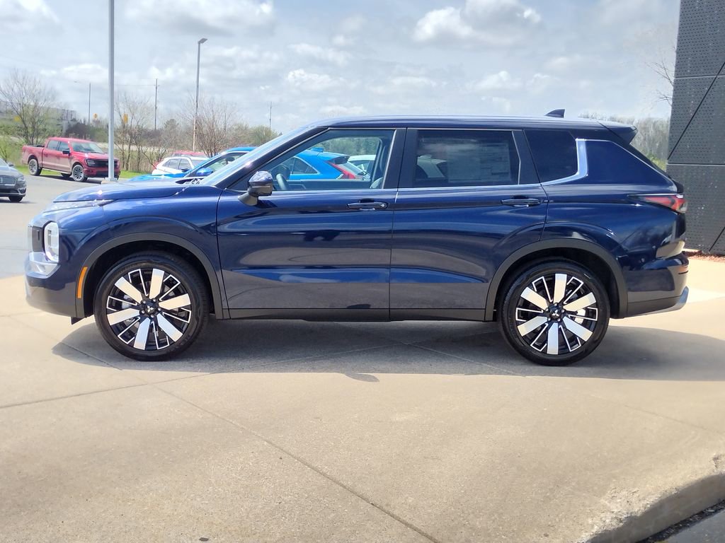 New 2026 Mitsubishi Outlander SE AWD/4WD image 21