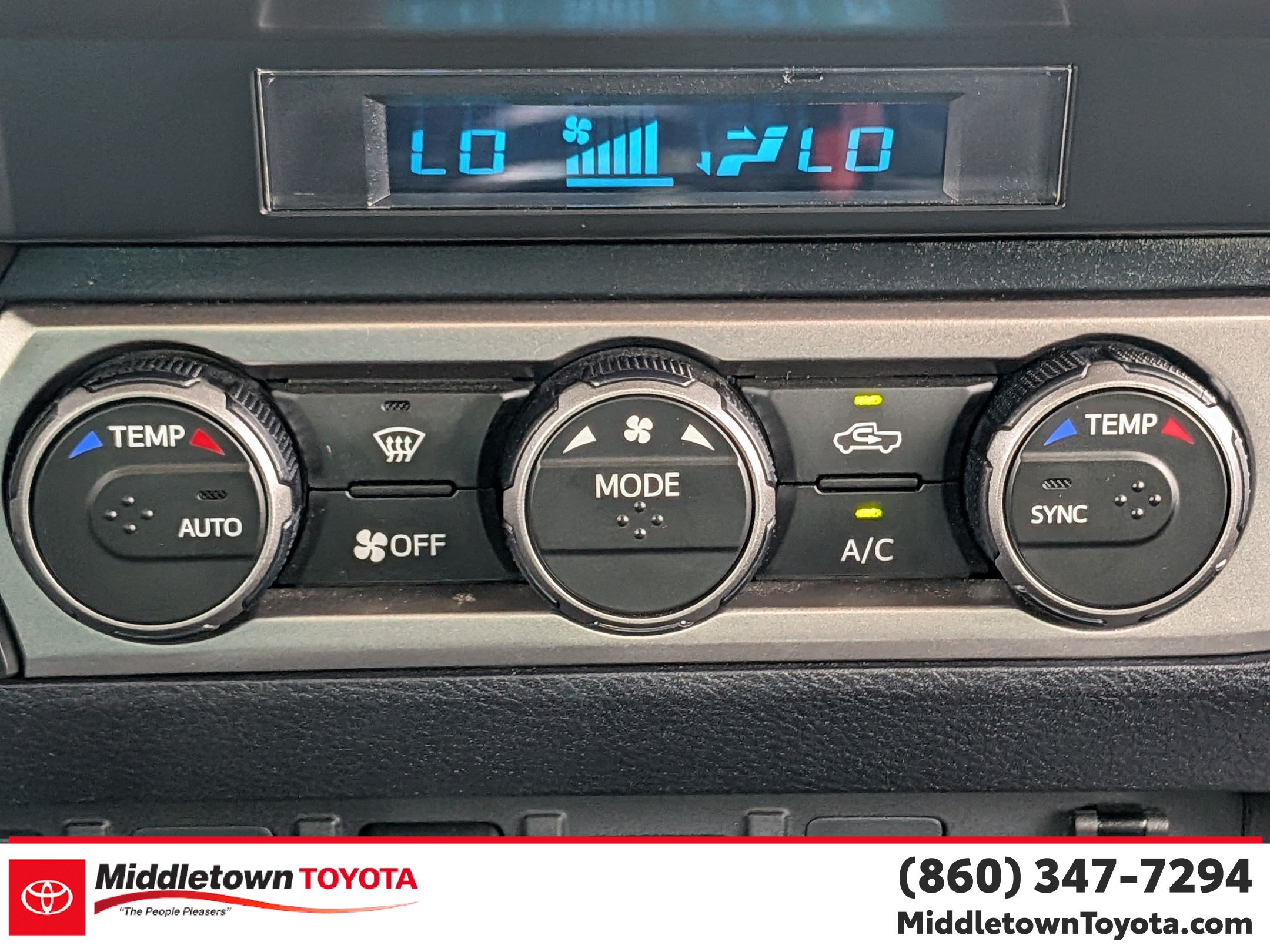 Certified 2023 Toyota Tacoma SR5 AWD/4WD image 25
