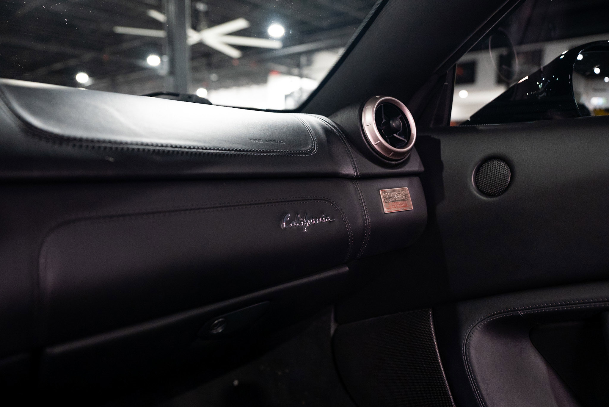 Used 2012 Ferrari California image 32