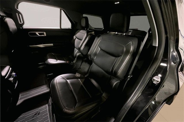 Used 2022 Ford Explorer XLT w/ Equipment Group 202A image 14