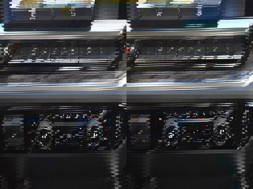 New 2026 Chevrolet Silverado 2500 LT w/ Convenience Package image 15