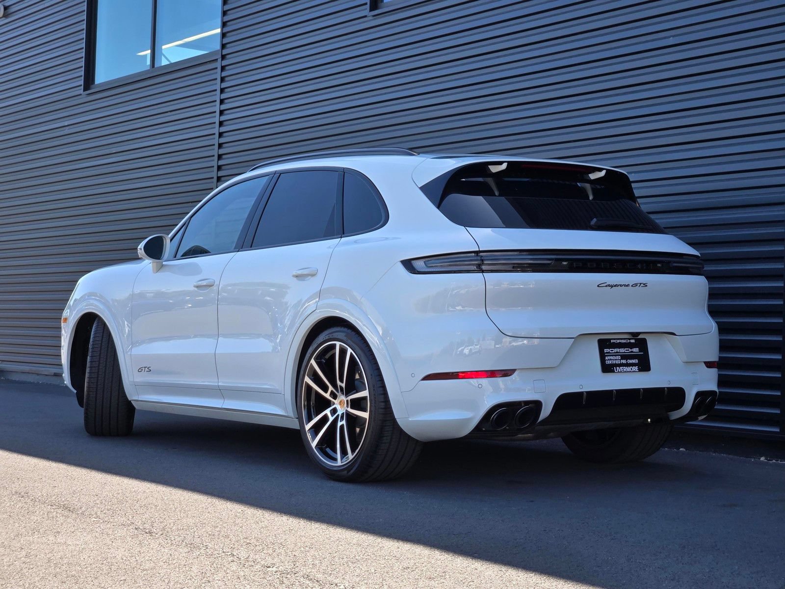 Certified 2026 Porsche Cayenne GTS AWD/4WD image 3