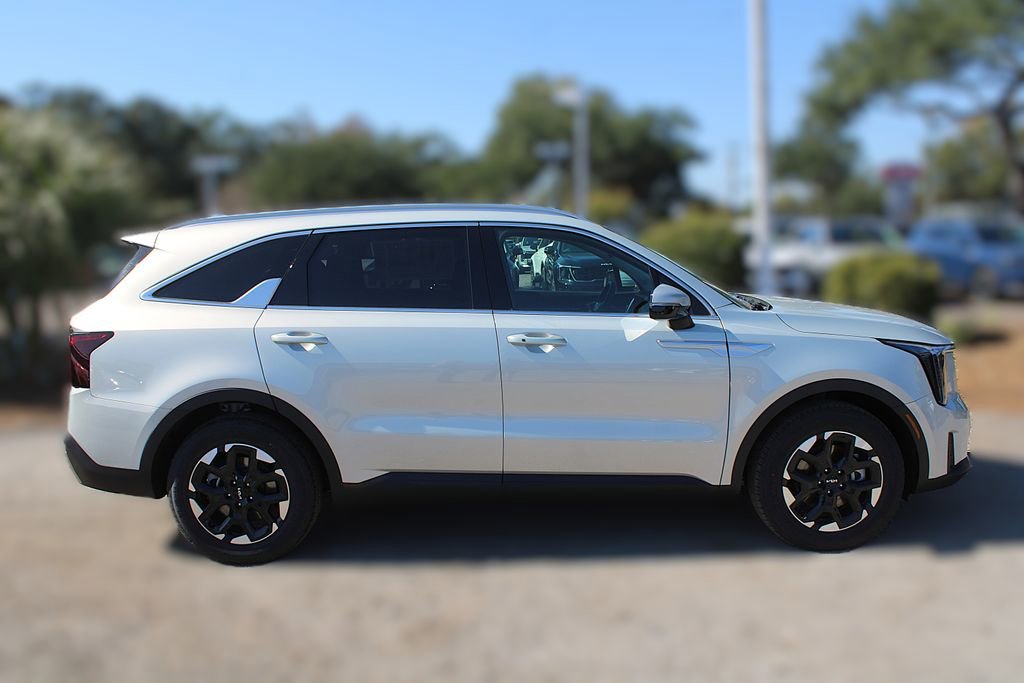 New 2026 Kia Sorento S image 5