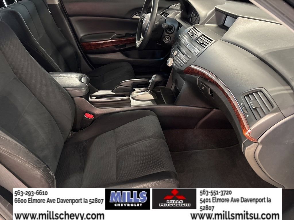 Used 2012 Honda Crosstour EX image 18