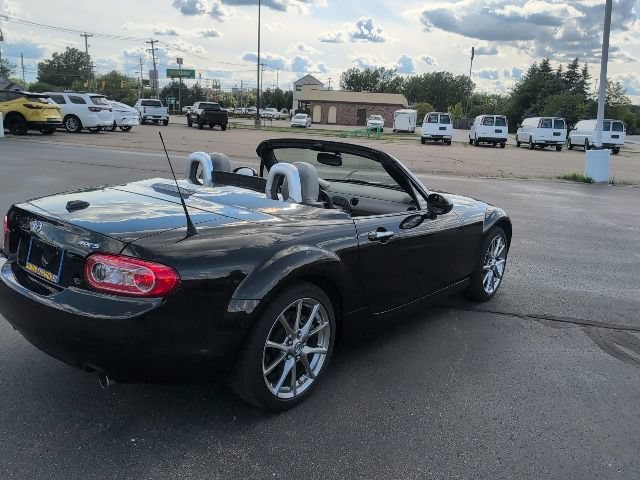 Used 2011 MAZDA MX-5 Miata Grand Touring RWD image 8