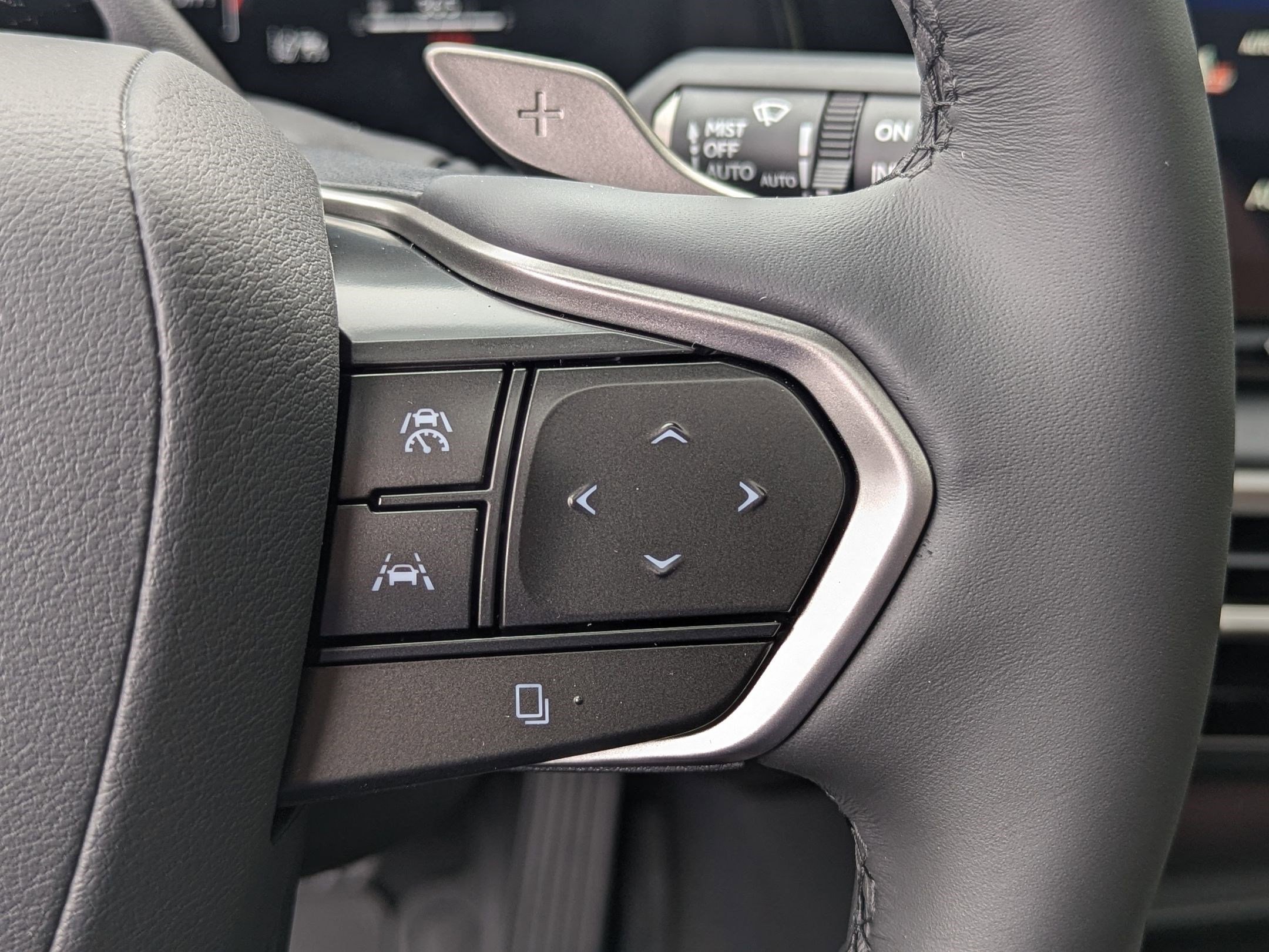 New 2025 Lexus RX 350 w/ Luxury Package image 28