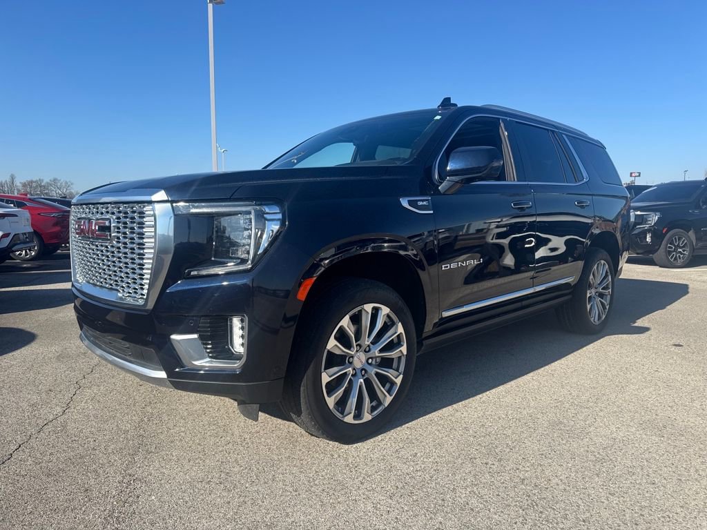 Used 2023 GMC Yukon Denali w/ Denali Reserve Package image 2