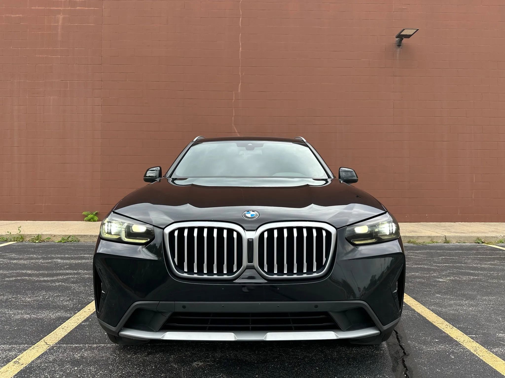 Used 2023 BMW X3 xDrive30i image 2