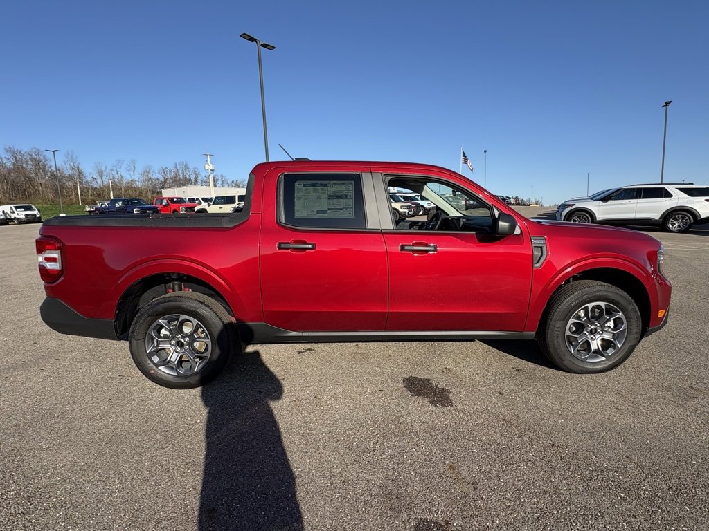 New 2025 Ford Maverick XLT image 6