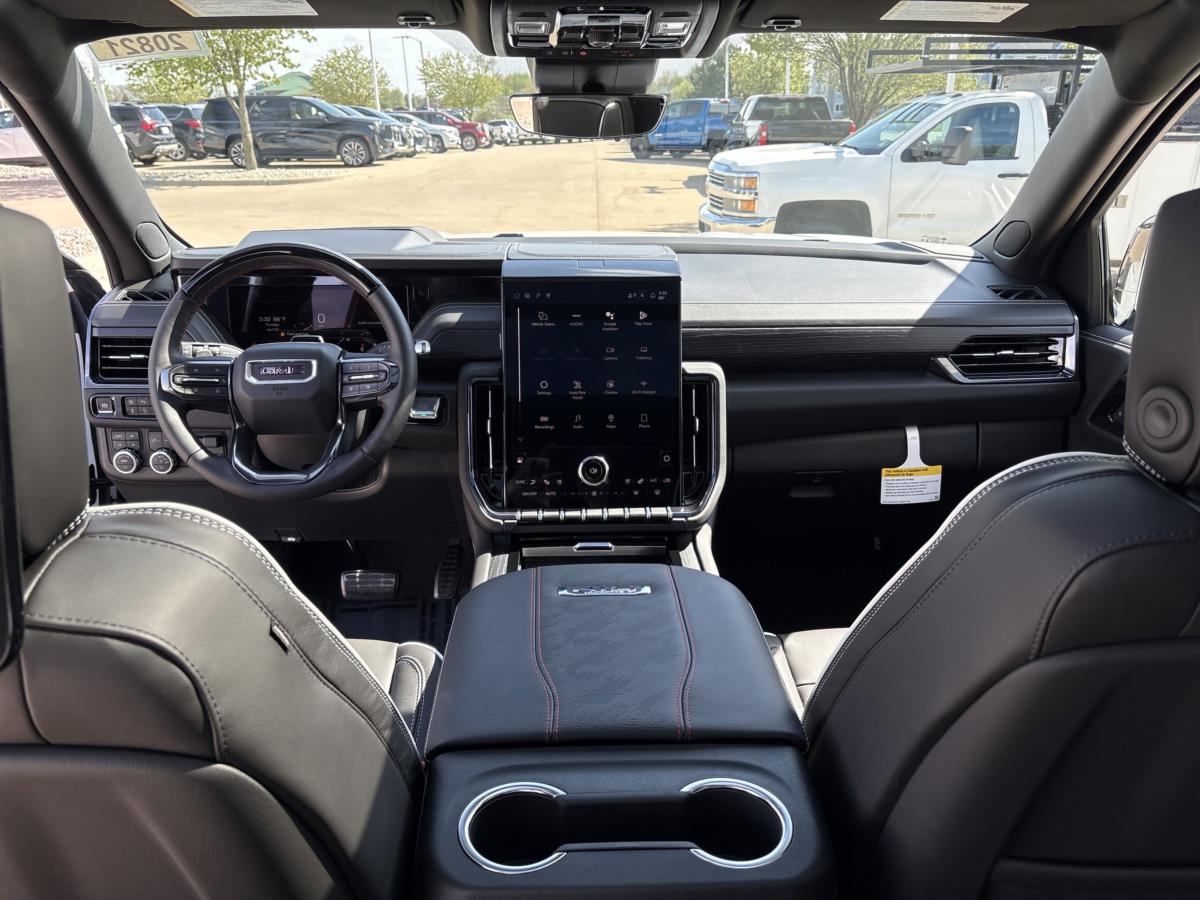New 2026 GMC Yukon XL AT4 Ultimate AWD/4WD image 18