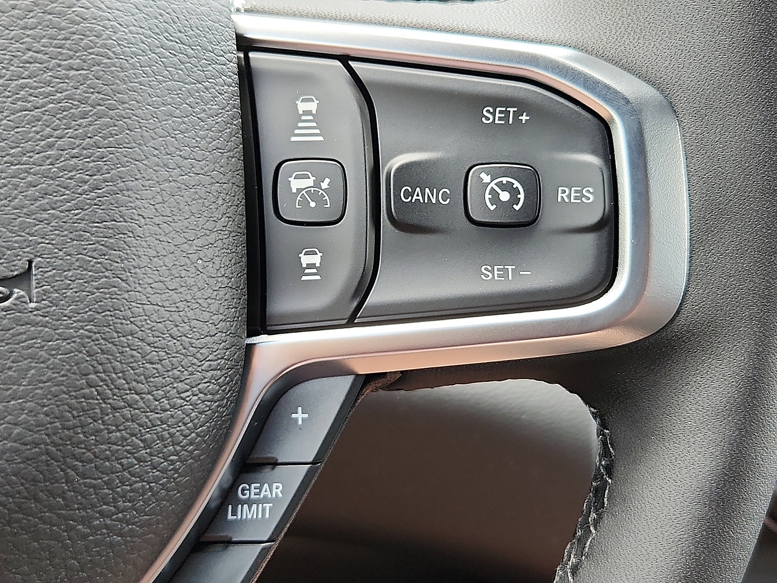 New 2026 RAM 1500 Big Horn AWD/4WD image 17
