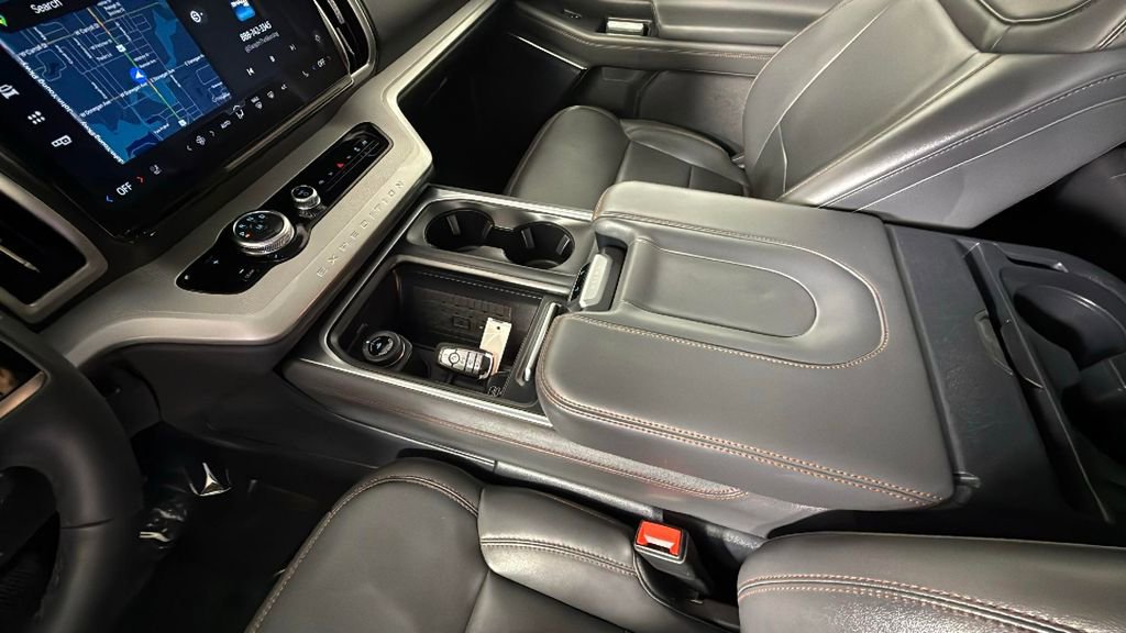 Used 2025 Ford Expedition Max Active image 34