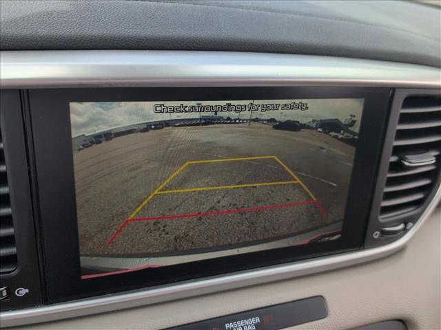 Used 2022 Kia Sportage LX image 13