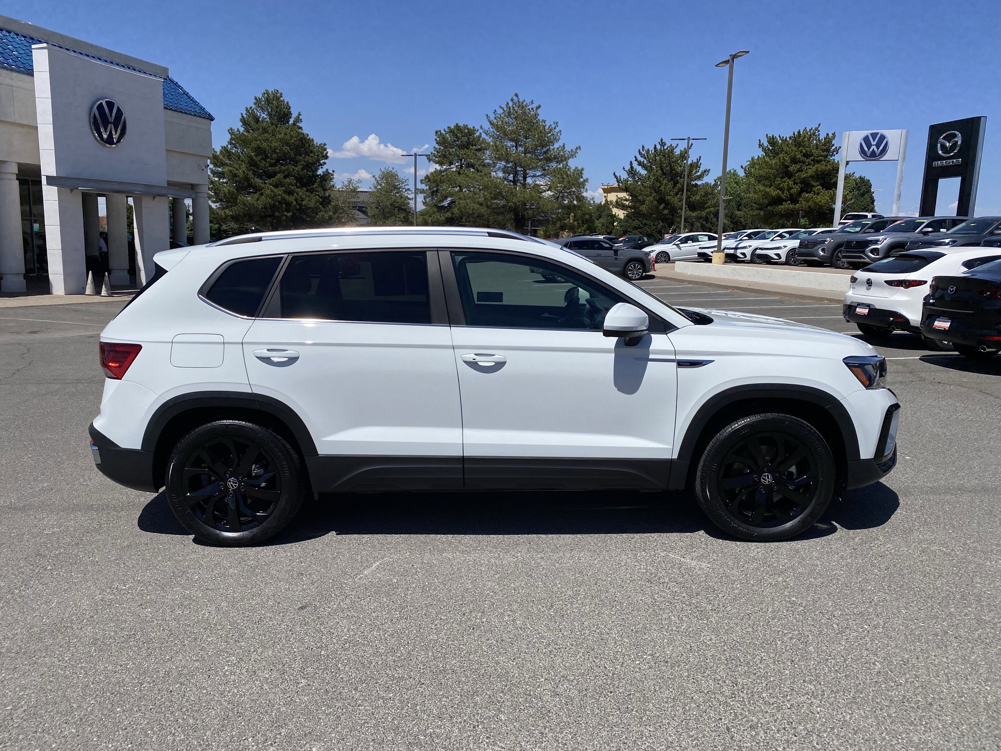 Certified 2023 Volkswagen Taos SE w/ Black Wheel Package AWD/4WD image 53