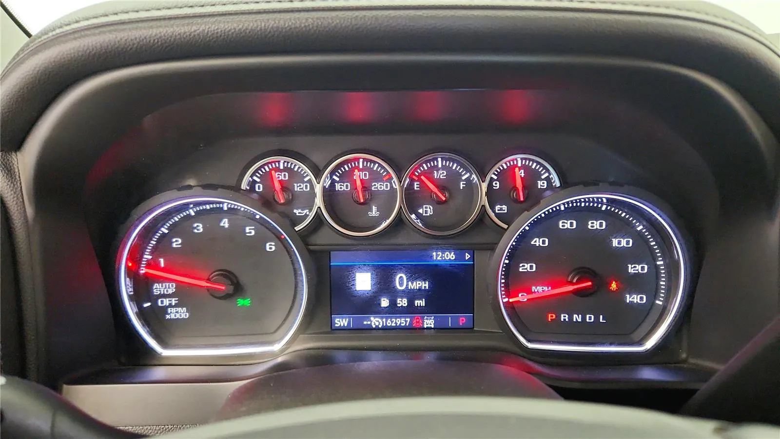 Used 2019 Chevrolet Silverado 1500 LTZ AWD/4WD image 26