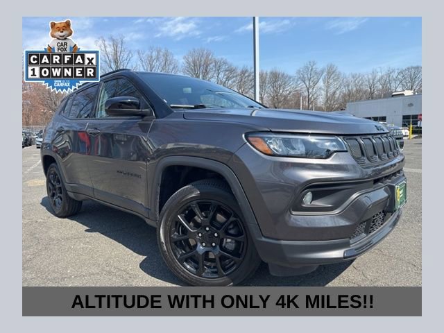 Used 2022 Jeep Compass Altitude