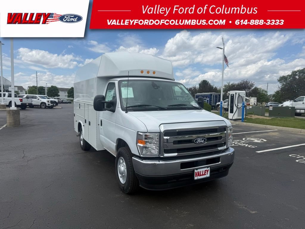 New 2026 Ford E-350 and Econoline 350 Super Duty w/ Power Equipment Group RWD image 1