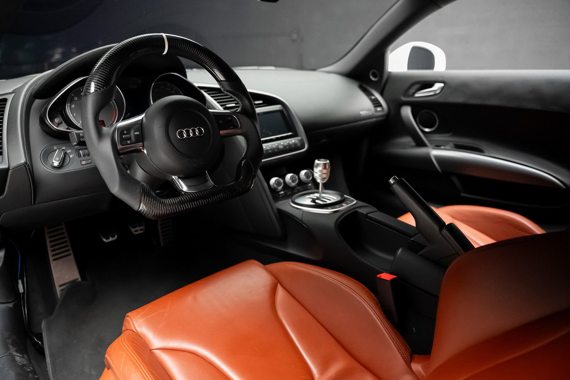 Used 2008 Audi R8 V8 AWD/4WD image 2