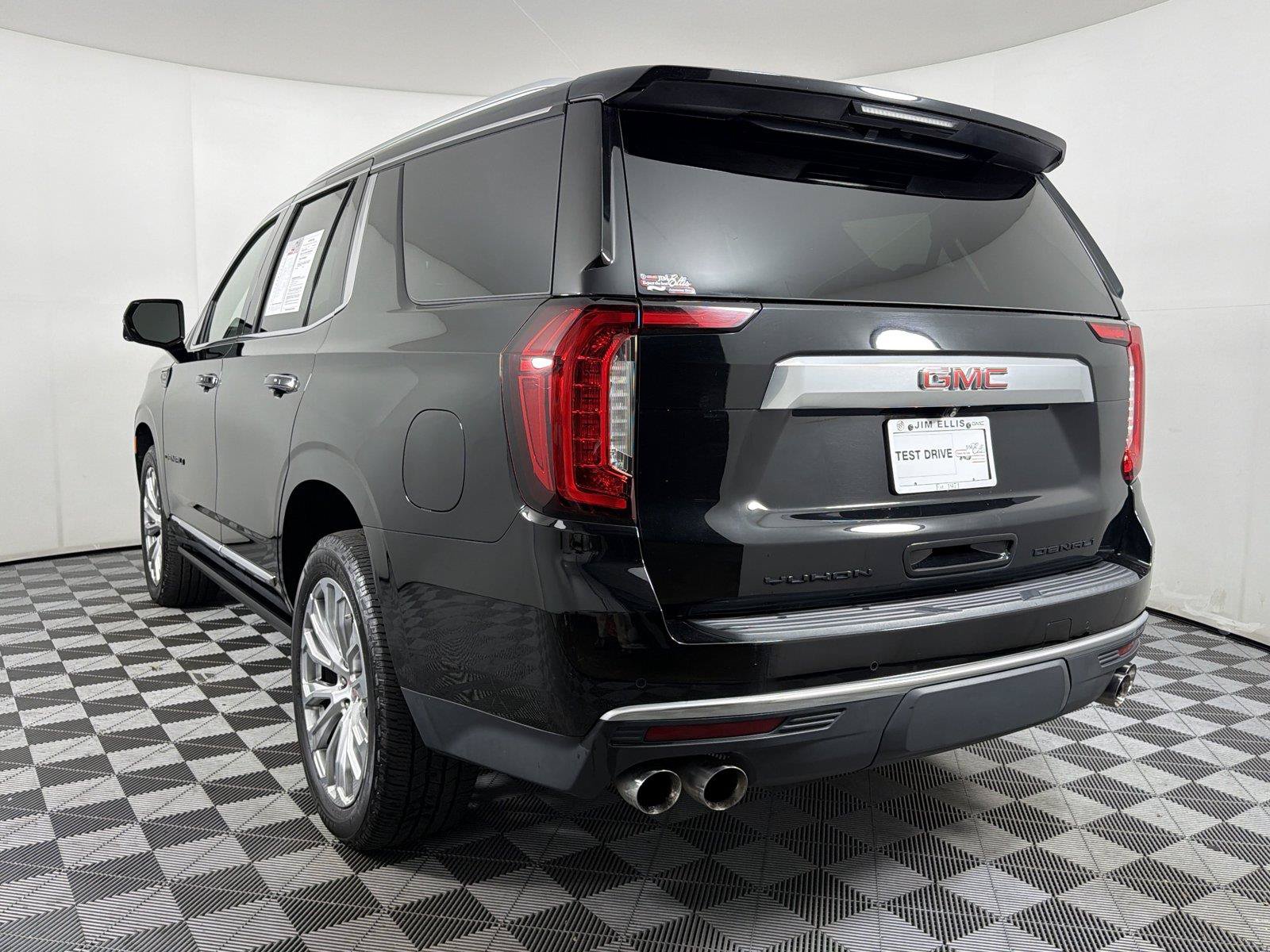 Certified 2023 GMC Yukon Denali AWD/4WD image 4