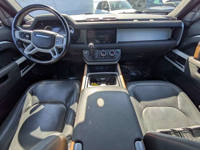 Used 2023 Land Rover Defender 110 SE AWD/4WD image 13