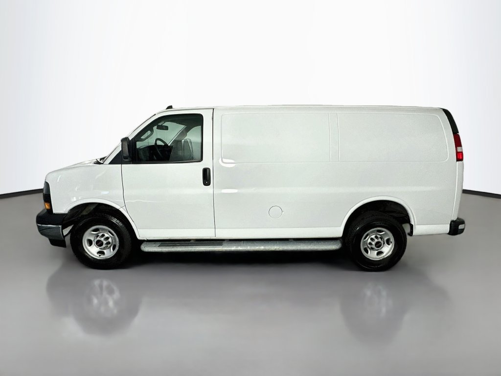 Used 2022 GMC Savana 2500 w/ Driver Convenience Package RWD image 4