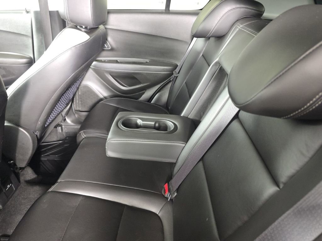 Used 2018 Chevrolet Trax Premier image 29