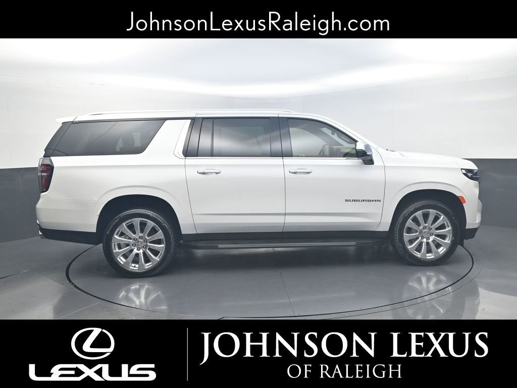 Used 2024 Chevrolet Suburban Premier image 6