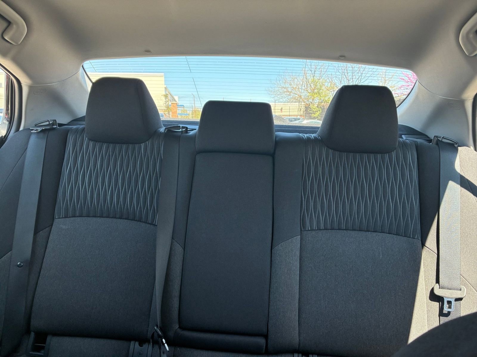 Used 2025 Toyota Camry LE image 33